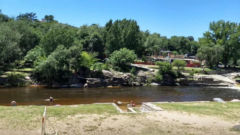 PH de 2 dormitorios a una cuadra del Balneario El Fantasio