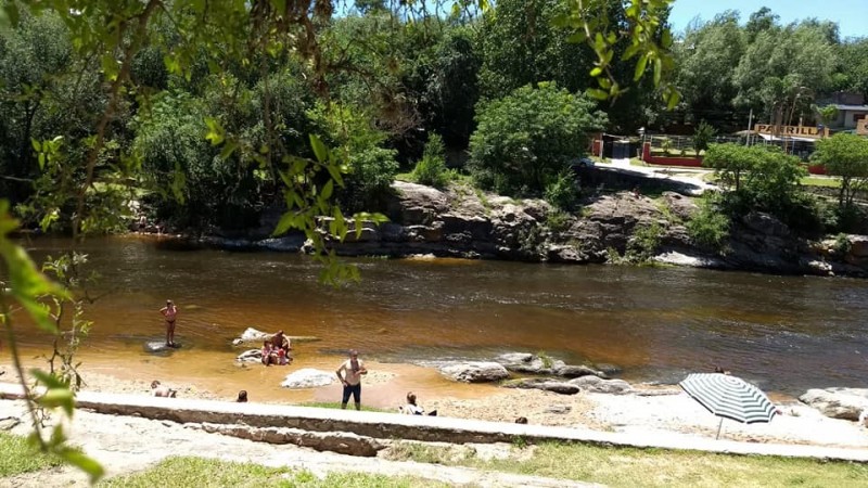 PH de 2 dormitorios a una cuadra del Balneario El Fantasio