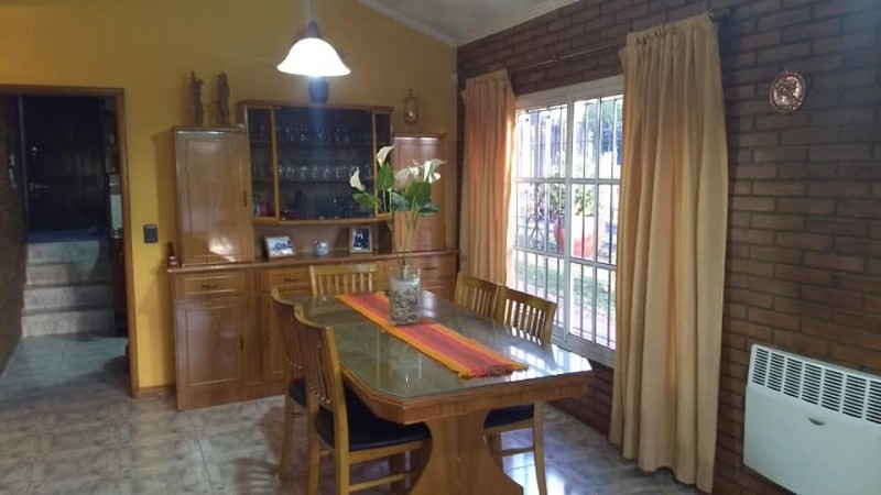 Casa de 3 dormitorios en Barrio Malvinas