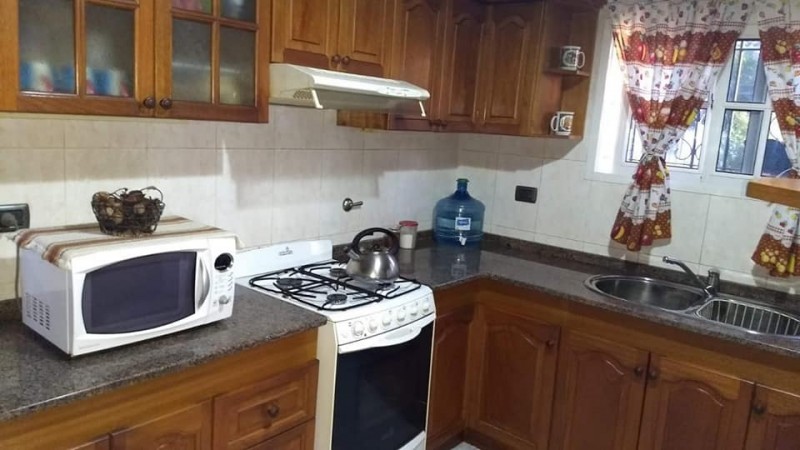 Casa de 3 dormitorios en Barrio Malvinas