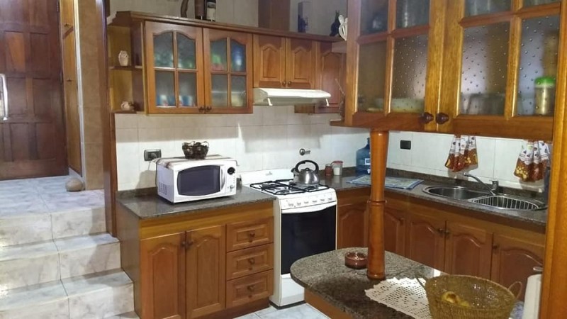 Casa de 3 dormitorios en Barrio Malvinas