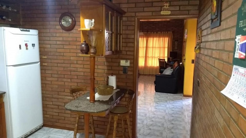Casa de 3 dormitorios en Barrio Malvinas