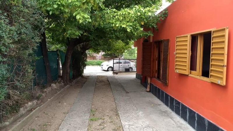 IMPERDIBLE: LOCAL COMERCIAL, LOFTS, CASA PRINCIPAL Y PH DE DOS DORMITORIOS