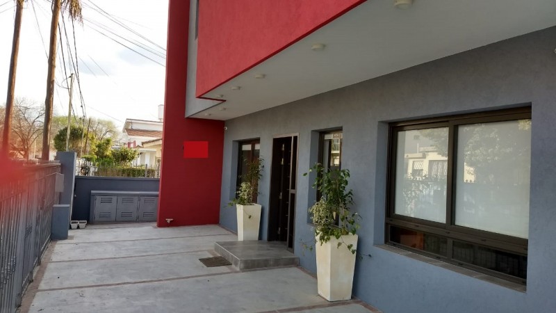 Venta: Complejo de 4 departamentos en Barrio Residencial Sol y Lago