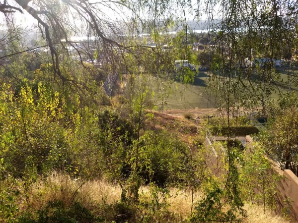 Terreno con proyecto de construcción, ubicación privilegiada con vista panorámica