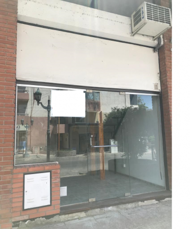 Local comercial, a 30mtrs de la Av. 9 de Julio, Centro Oeste