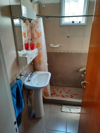 Excelente propiedad en Barrio Malvinas, a media cuadra de Av. Carcano
