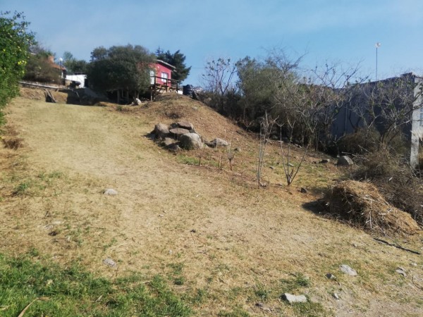 PROMOCIÓN DOLARES 60.000! Casa de 1 dormitorio y amplio terreno con increible vista al lago