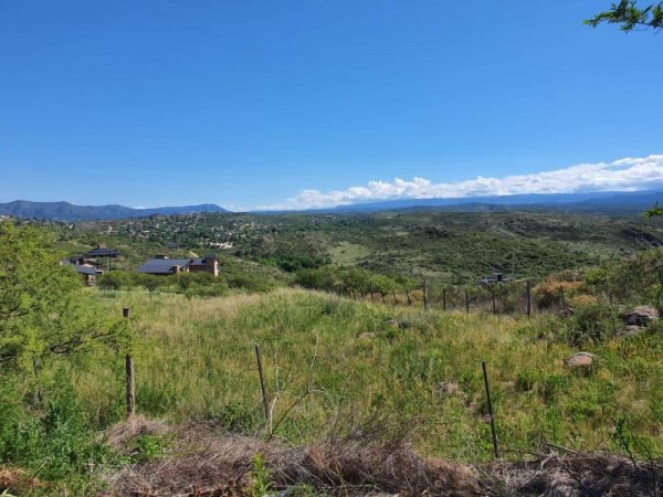 Lote en venta en Villa Ernestina, a 400 metros de la ruta