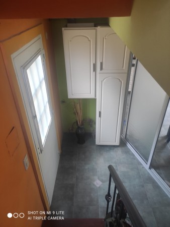 Chalet en PH con departamento en Barrio Malvinas. APTO CREDITO