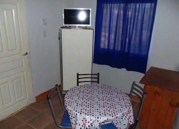 ALQUILO ANUAL COMPLEJO DE 4 CABAÑAS PARA DESARROLLO COMERCIAL