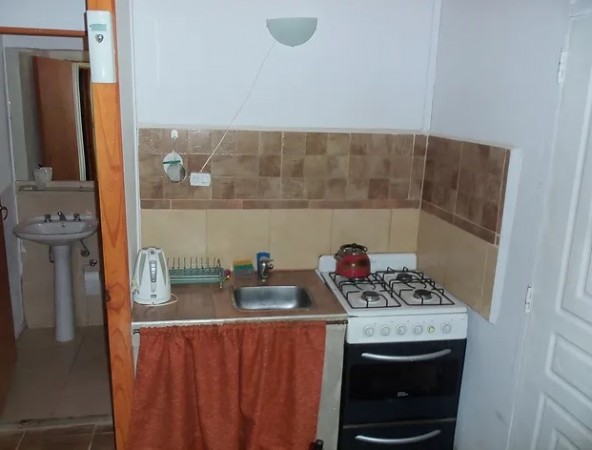 ALQUILO ANUAL COMPLEJO DE 4 CABAÑAS PARA DESARROLLO COMERCIAL