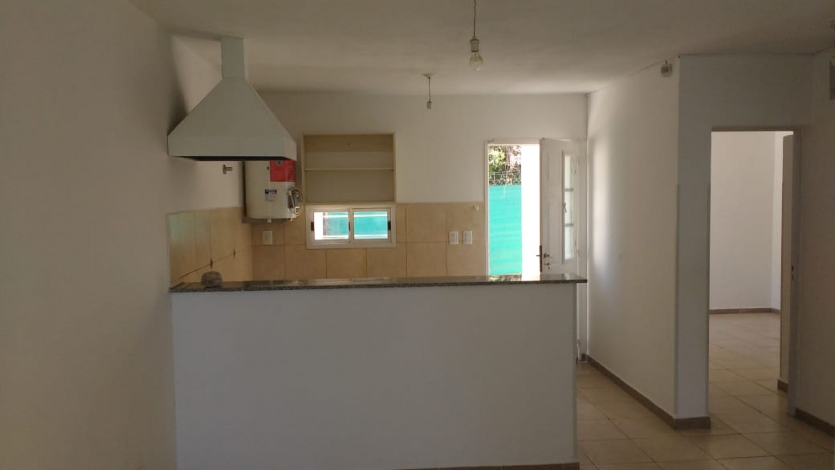 APTO CREDITO: CASA EN PH UBICADA EN SOLARES DE LAS ENSENADAS. A 3 CUADRAS DEL RIO Y A 3 DE PLAZA PRINCIPAL