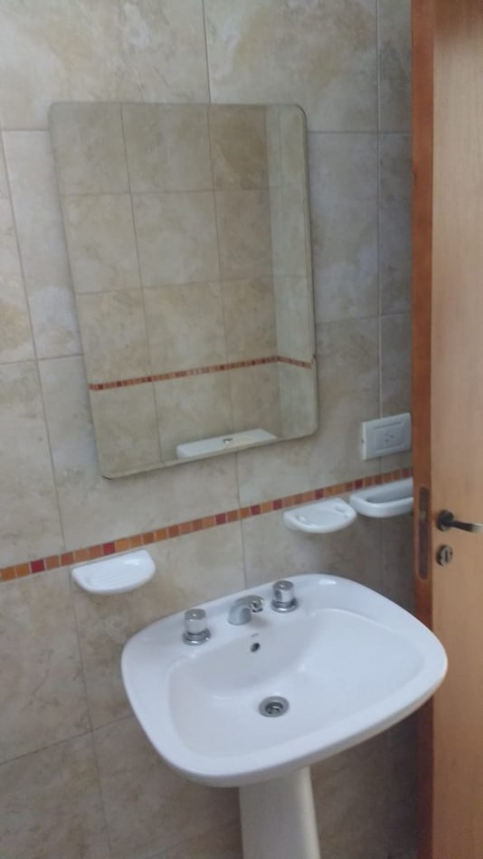 APTO CREDITO: CASA EN PH UBICADA EN SOLARES DE LAS ENSENADAS. A 3 CUADRAS DEL RIO Y A 3 DE PLAZA PRINCIPAL