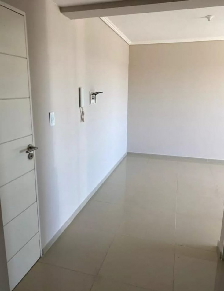 A ESTRENAR! Departamento en Torre Gama de Av. Colon al 3000