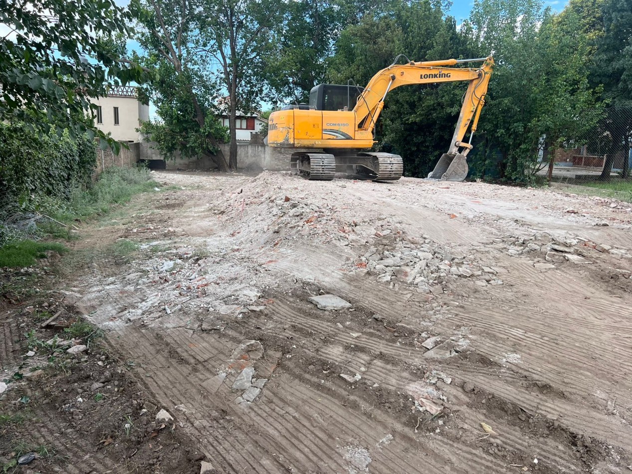 Terreno de 576 mts2 a media cuadra de Av. Carcano