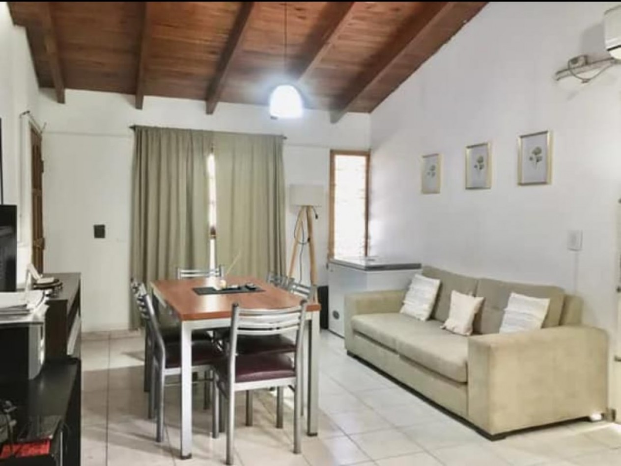 Hermoso Chalet PH en Santa Cruz del Lago. Excelente entorno