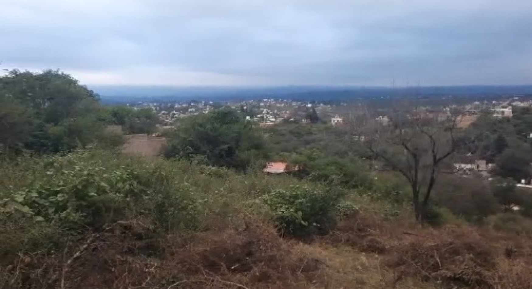 SE VENDEN JUNTOS O SEPARADOS: Dos terrenos ubicados en Santa Cruz del Lago