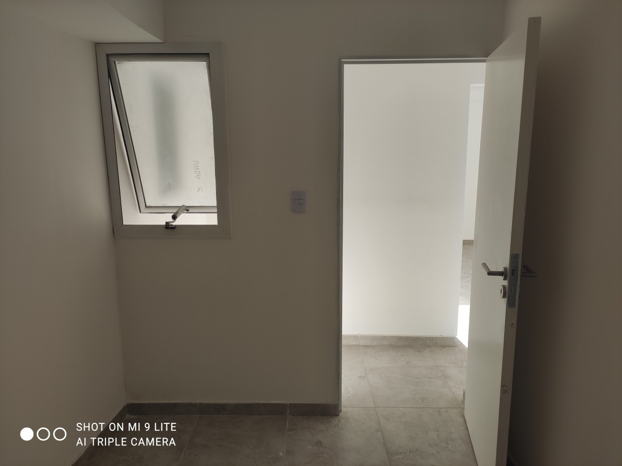 Departamento con Excelente balcon a 12 cuadras del Cucu