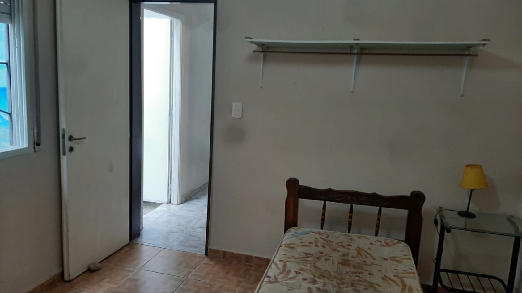 APTO CREDITO A 10 CUADRAS DEL CENTRO -1 DORMITORIO CON PATIO EXCLUSIVO
