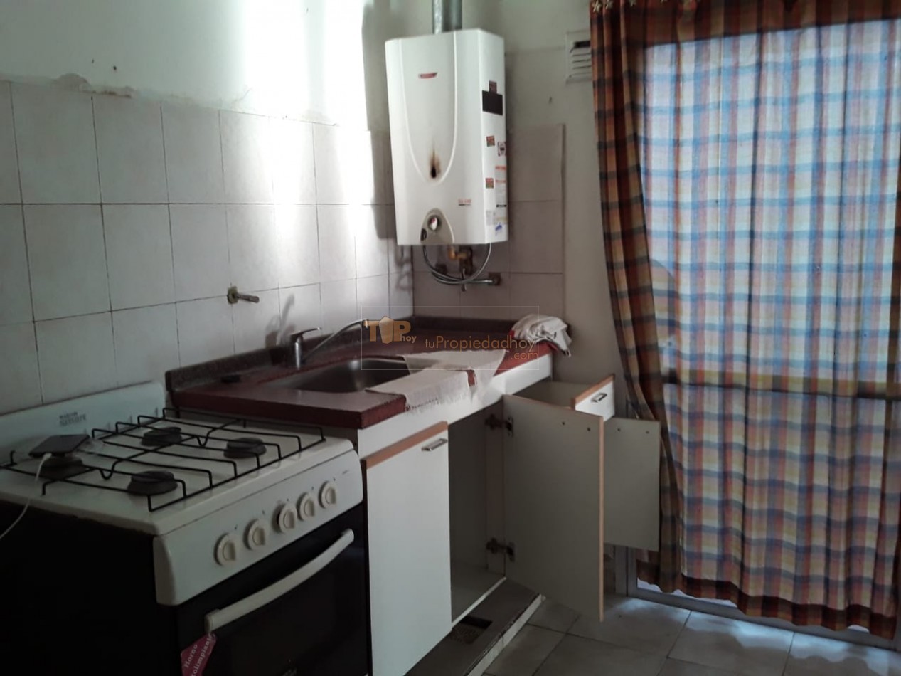 OPORTUNIDAD! DUPLEX DE 2 DORMITORIOS EN BARRIO SANTA RITA