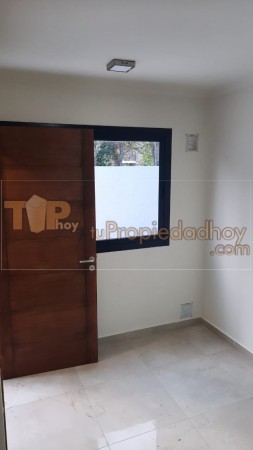 ¡Oportunidad! Hermoso housing triplex a estrenar en Miralejos 17, a 30 mts del Lago.