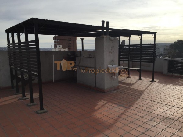 ¡LIQUIDACION U$S98.000! Departamento de 2 dormitorios a mts de Av. Libertad