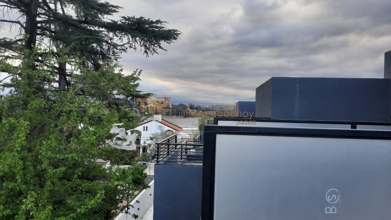 ¡Oportunidad! Hermoso housing triplex a estrenar en Miralejos 17, a 30 mts del Lago.
