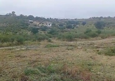 Terreno ubicado en Tanti a 6 cuadras de la ruta