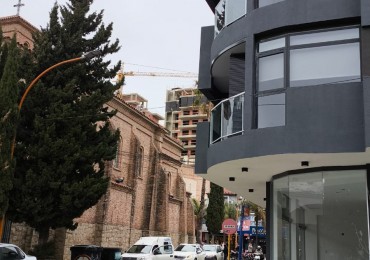  ¡A ESTRENAR! Departamento de 1 dormitorio con cochera en pleno centro de Villa Carlos Paz
