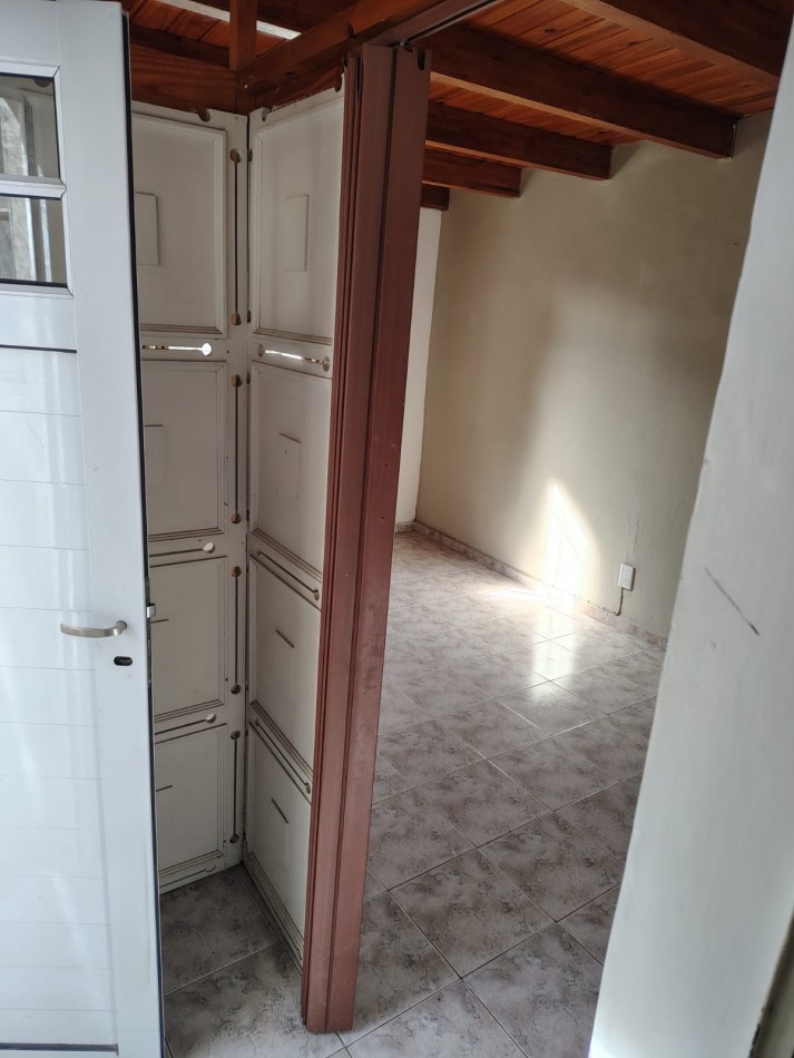 Anual 1 dormitorio - Barrio Miguel Muñoz a 6 cuadras del centro