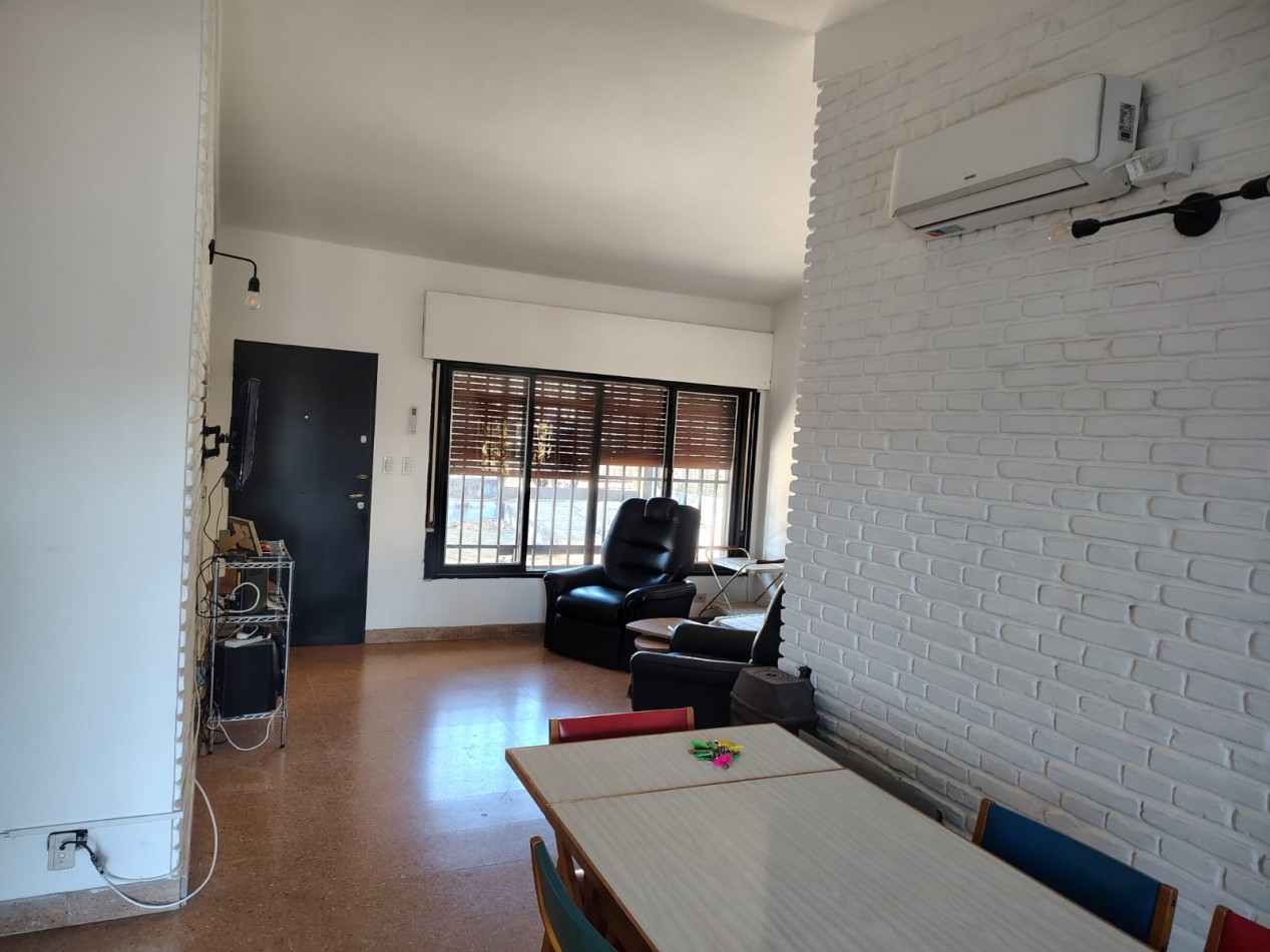 Chalet con Piscina a minutos del centro en Carlos Paz