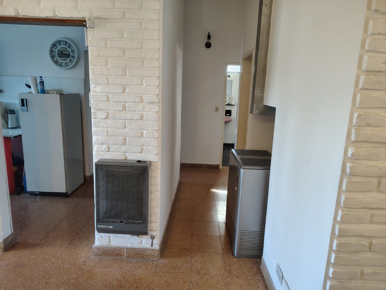 Chalet con Piscina a minutos del centro en Carlos Paz
